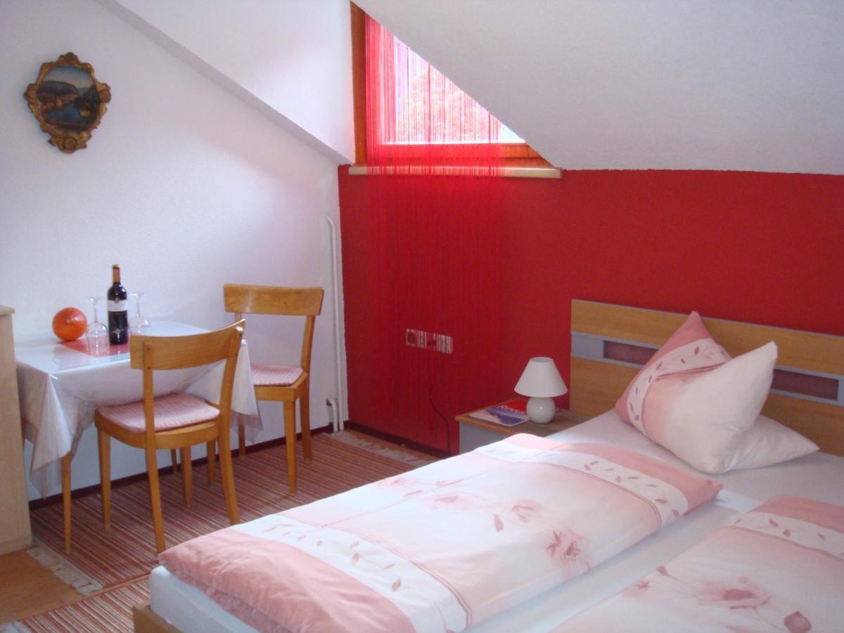 ペットイ・アム・アールベルク Haus Tannegg Bed & Breakfast エクステリア 写真
