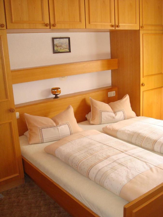 ペットイ・アム・アールベルク Haus Tannegg Bed & Breakfast エクステリア 写真